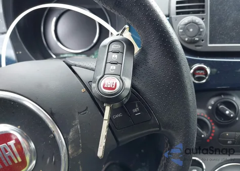 2015 Fiat 500 Sport z USA, uszkodzony, nr VIN 3C3CFFBR7FT707333